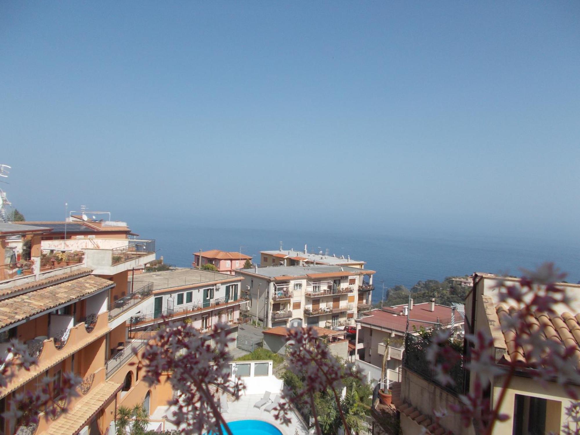 Il Melograno Apartment Taormina Buitenkant foto