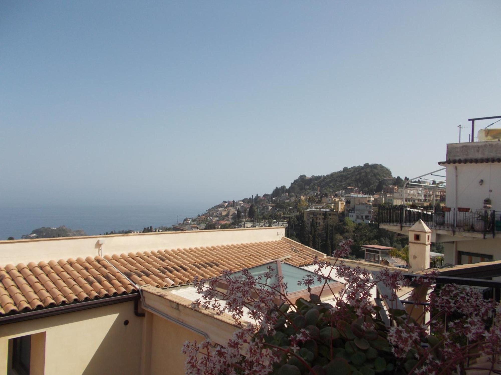 Il Melograno Apartment Taormina Buitenkant foto