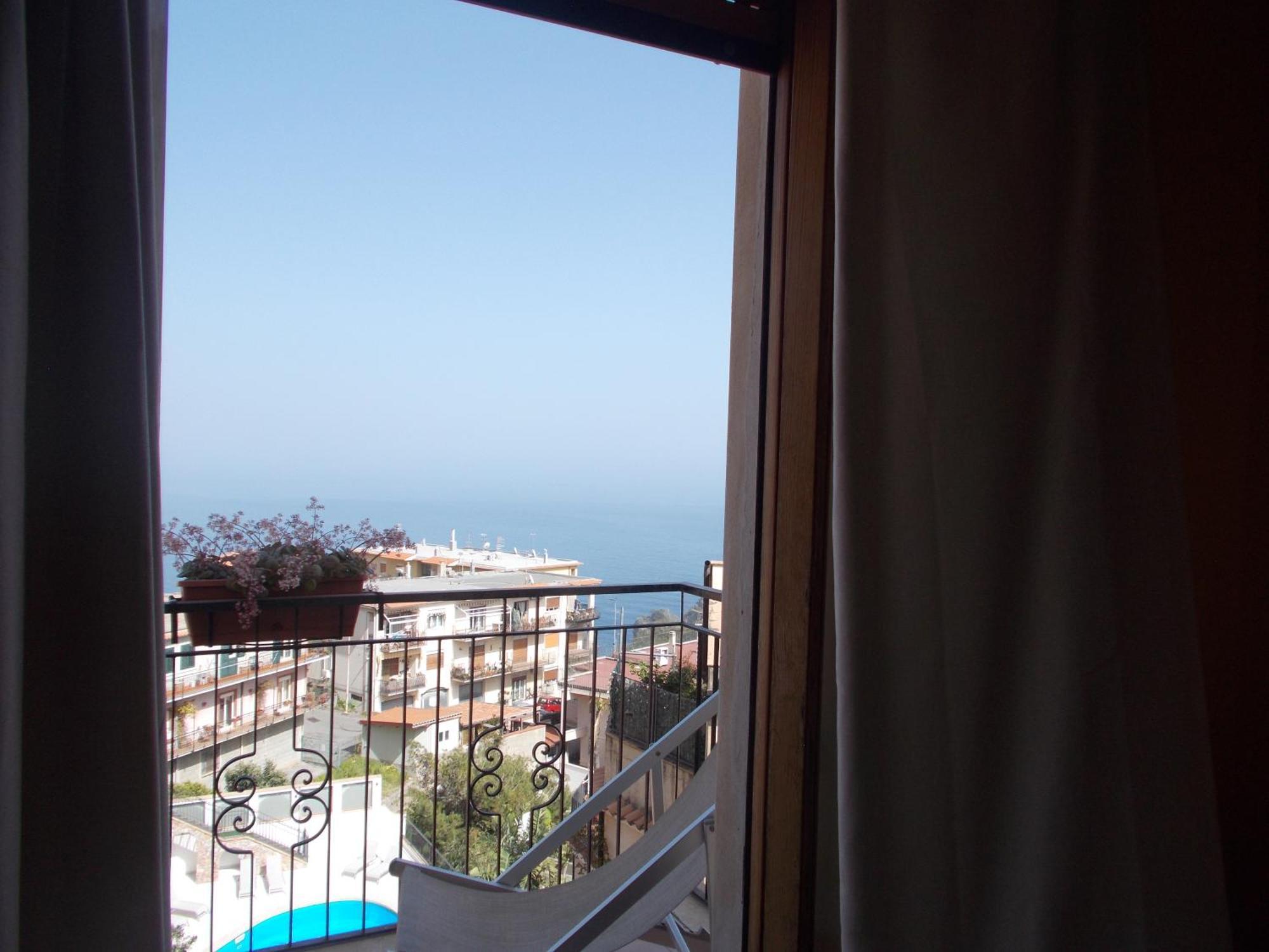 Il Melograno Apartment Taormina Buitenkant foto